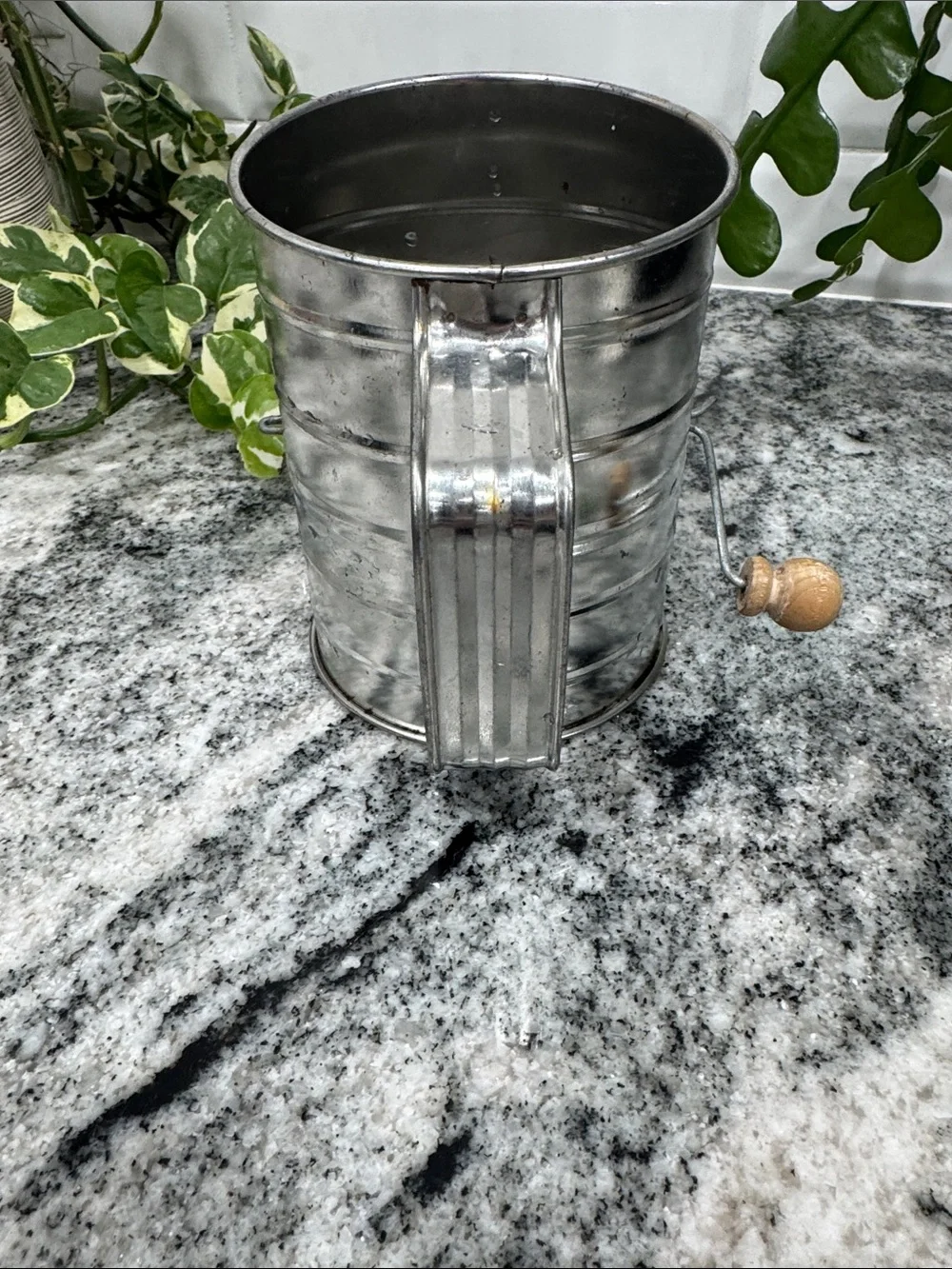 Vintage Stainless Steel Flour Sifter | 3-Cup Capacity with Wooden Knob Crank